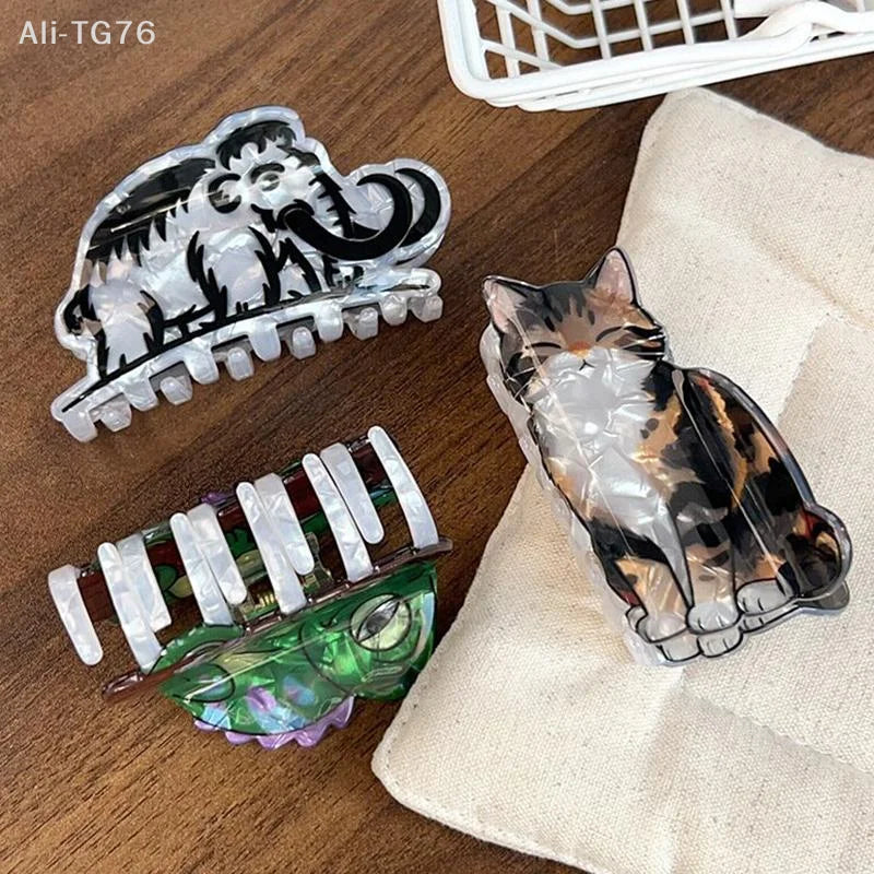 Adorable Animal Hair Claw Clips – Mammoth, Cat & Chameleon