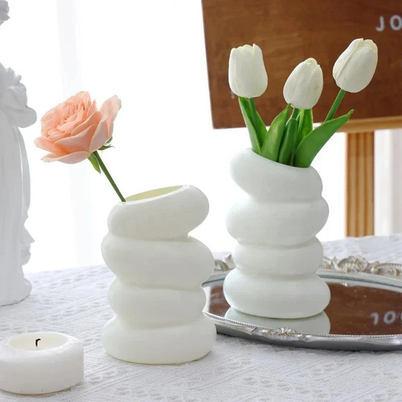 Plastic Spiral Vase – Nordic Creative Flower & Home Decor