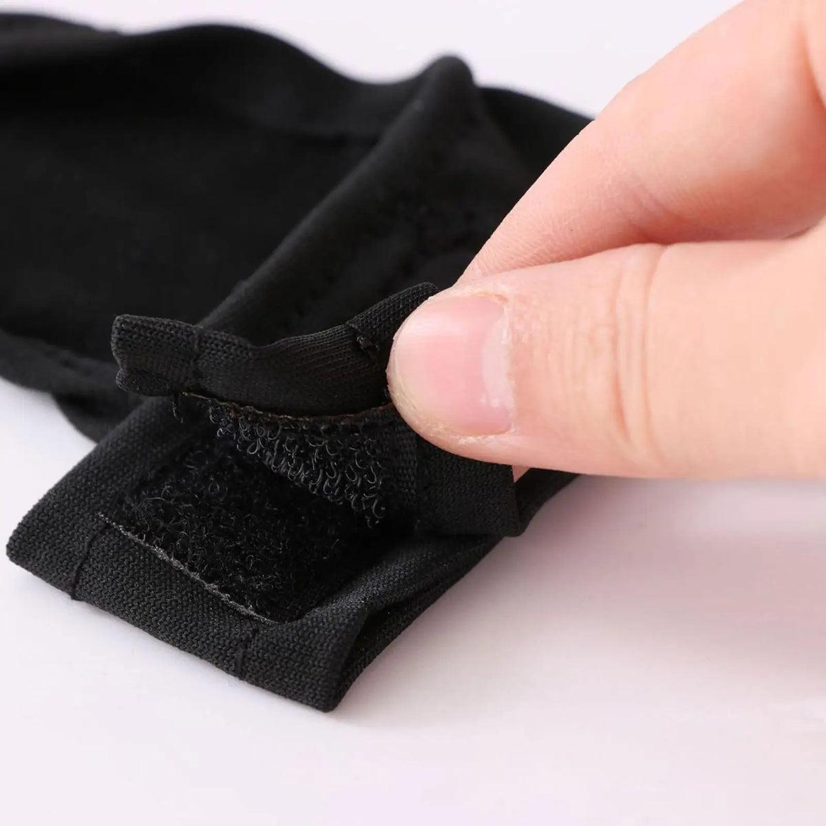 Bowling Thumb Saver – Unisex Stabilizer & Grip Protector