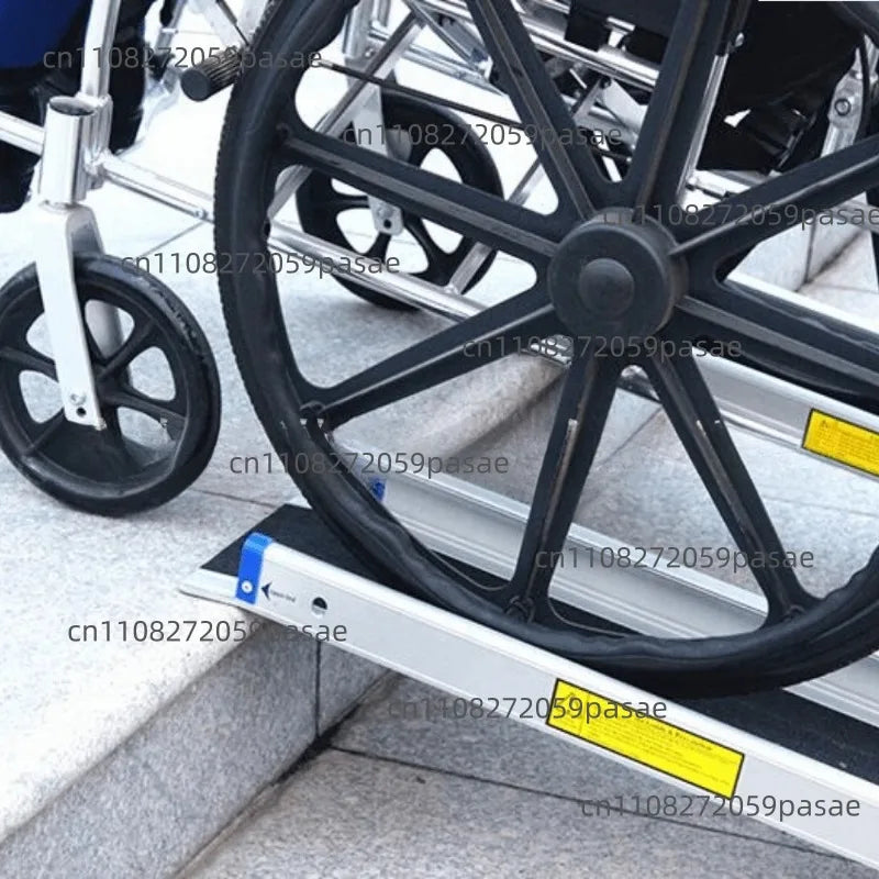 Aluminum Wheelchair Ramp 6–12 FT Retractable Access Ramp