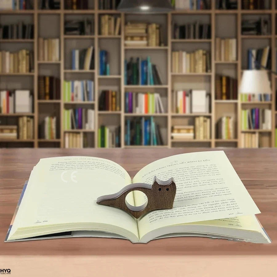 Wooden Cat & Dog Bookmark – Cute Pet Page Holder for Books