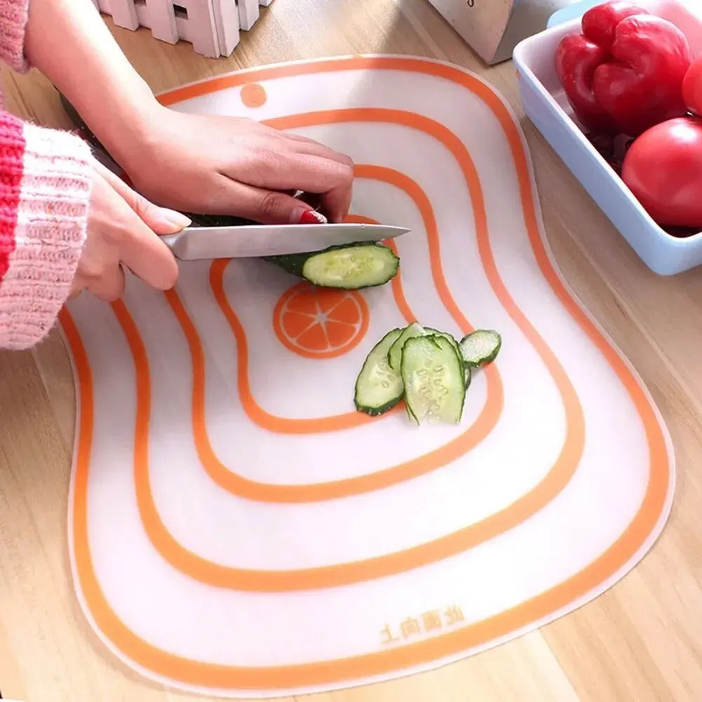 Flexible Food-Grade PP Cutting Board – Non-Slip, 3 Sizes