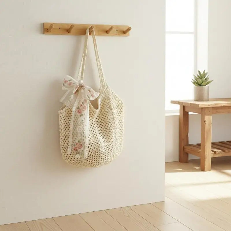 Women's Large Woven Straw Tote Bag – Handmade Beach Shoulder Bag