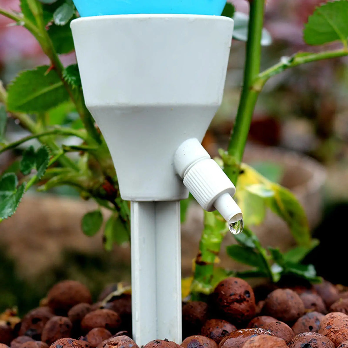 Adjustable Plant Watering Spikes 3-Pack – Auto Drip System