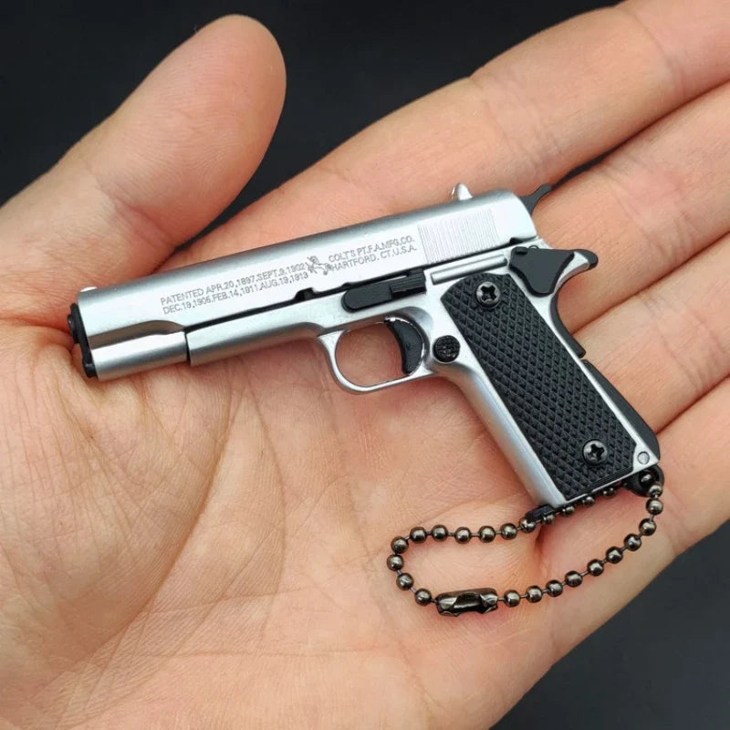 1:3 Scale 1911-Style Alloy Toy Pistol Model Keychain Collectible