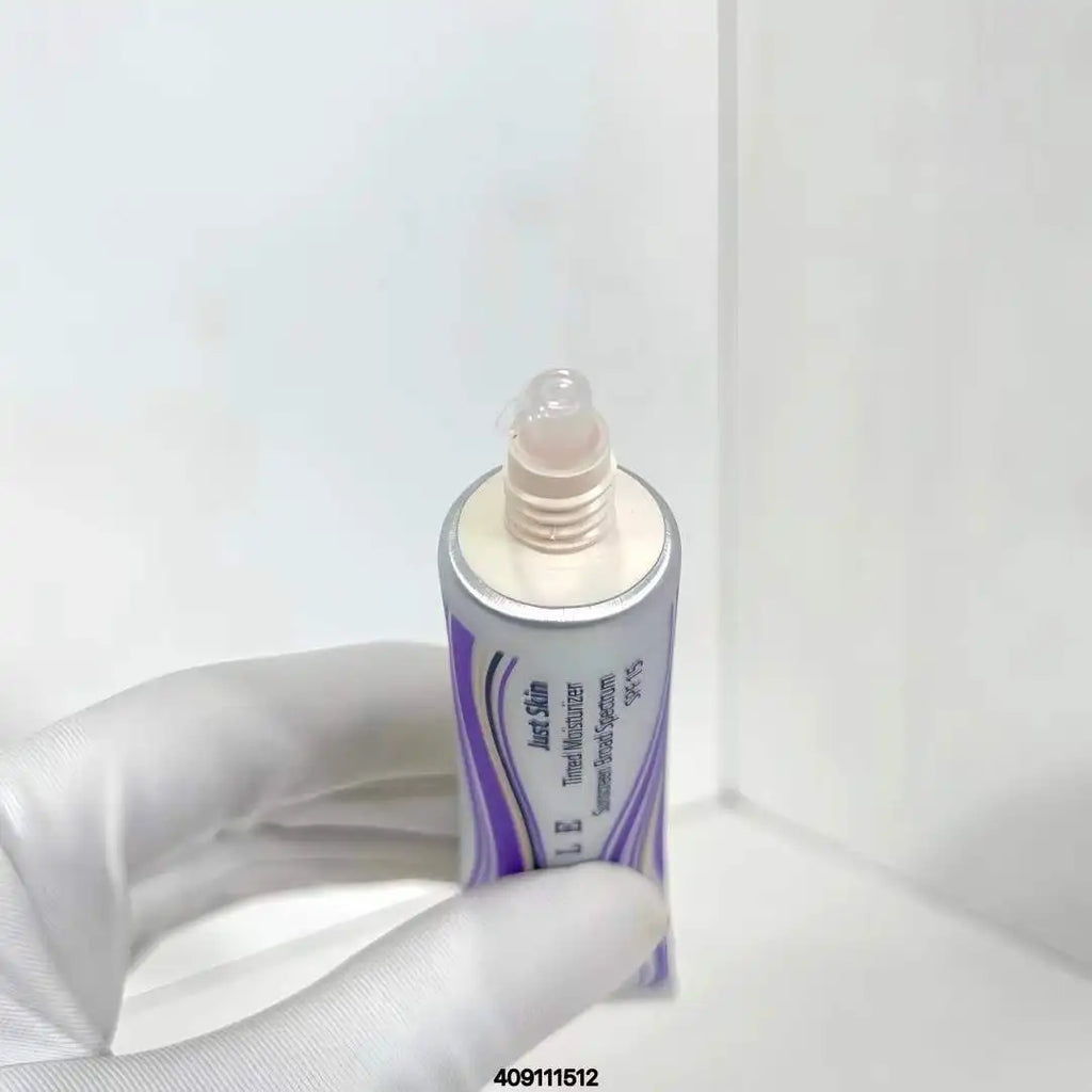 Just Skin Tinted Moisturizer SPF 15 – Lightweight 35g