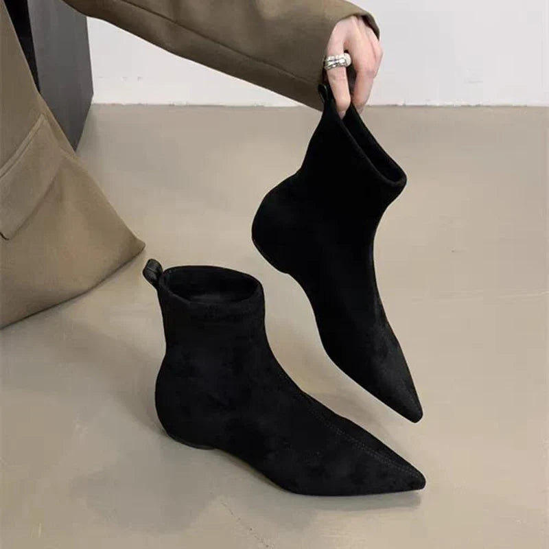 Women's Flat Pointed Toe Chelsea Ankle Boots – Faux Suede