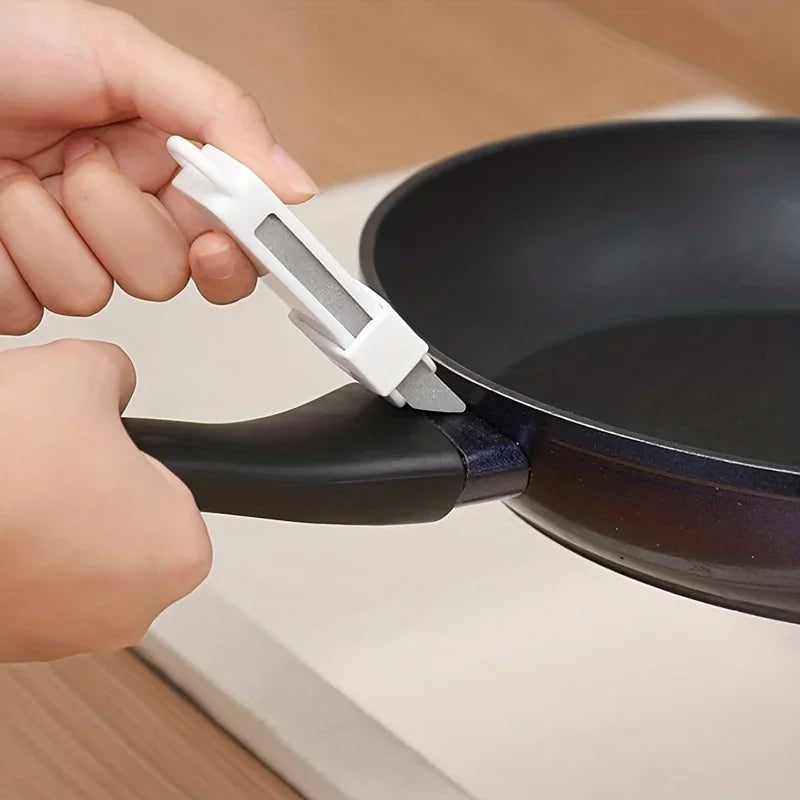 Limescale Eraser Brush – Faucet & Sink Descaling Tool