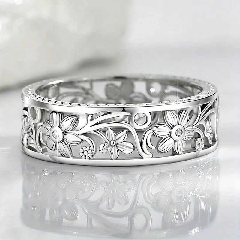 Huitan Silver Hollow Floral Ring – Women's Wedding Band