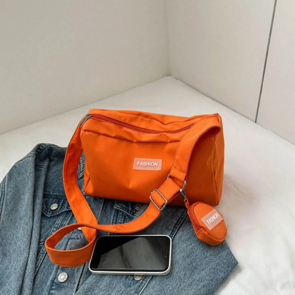 Large Capacity Oxford Crossbody Bag – Casual Lightweight Unisex