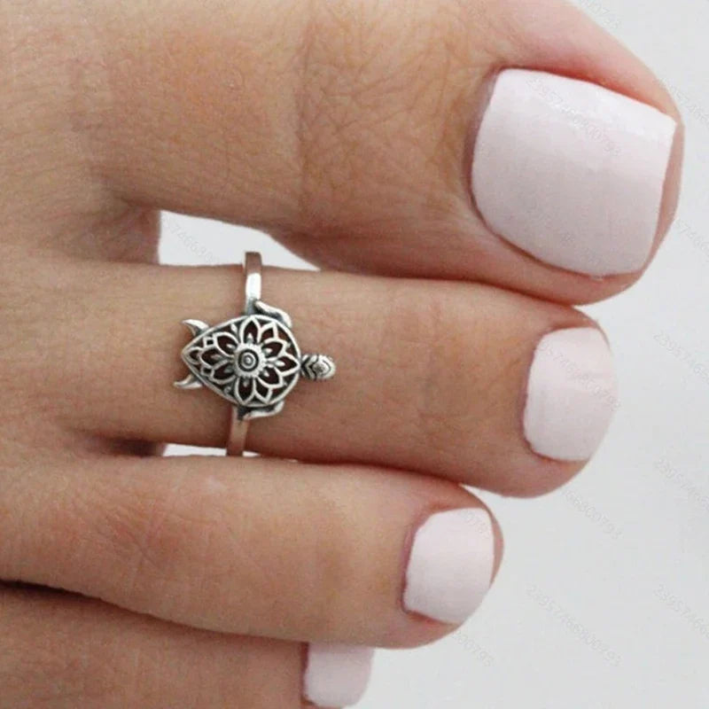 Sea Turtle Adjustable Toe Ring – Boho Beach Jewelry for Women