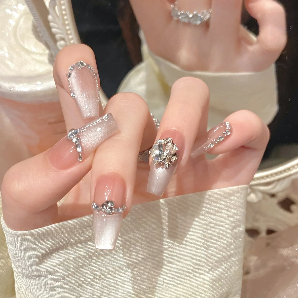 Handmade Korean Cat Eye Press Nails Shiny Sweet Nude Fake Women Girl
