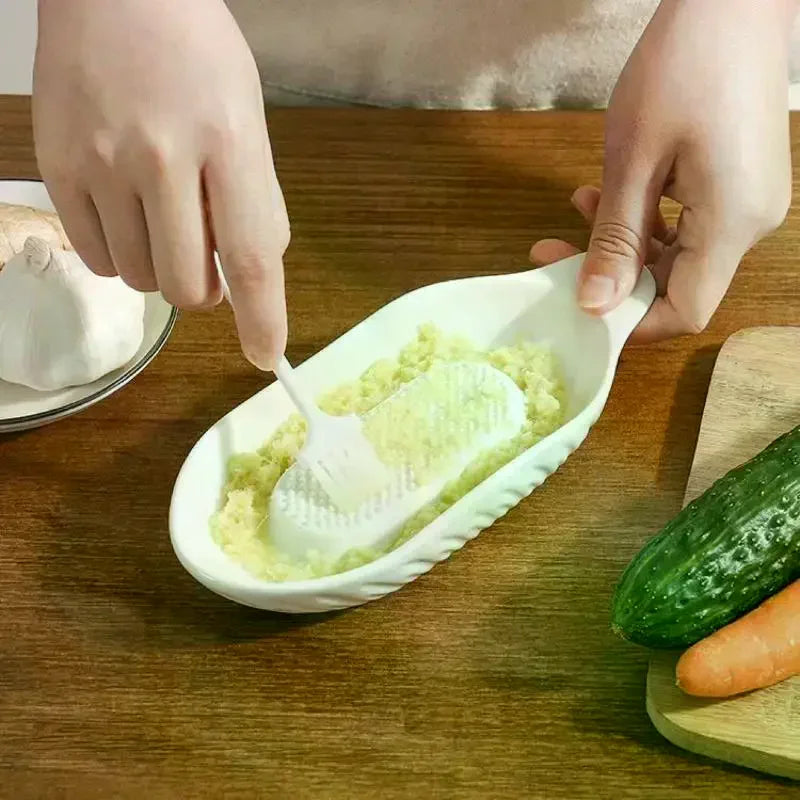 Ceramic Ginger Grater with Brush – Garlic & Veggie Grinder