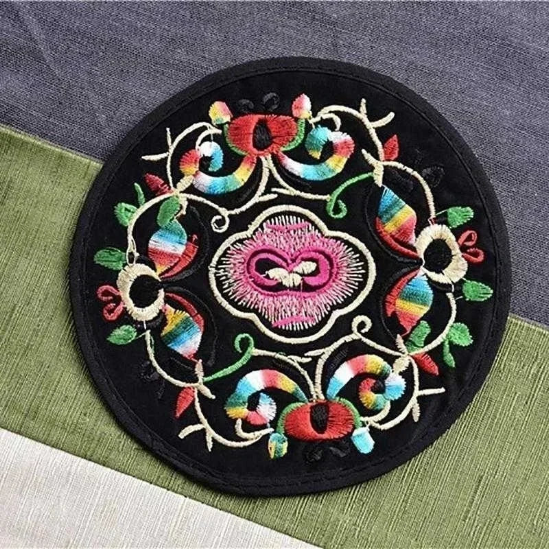 Retro Fabric Embroidery Coaster | Chinese Style Table Décor