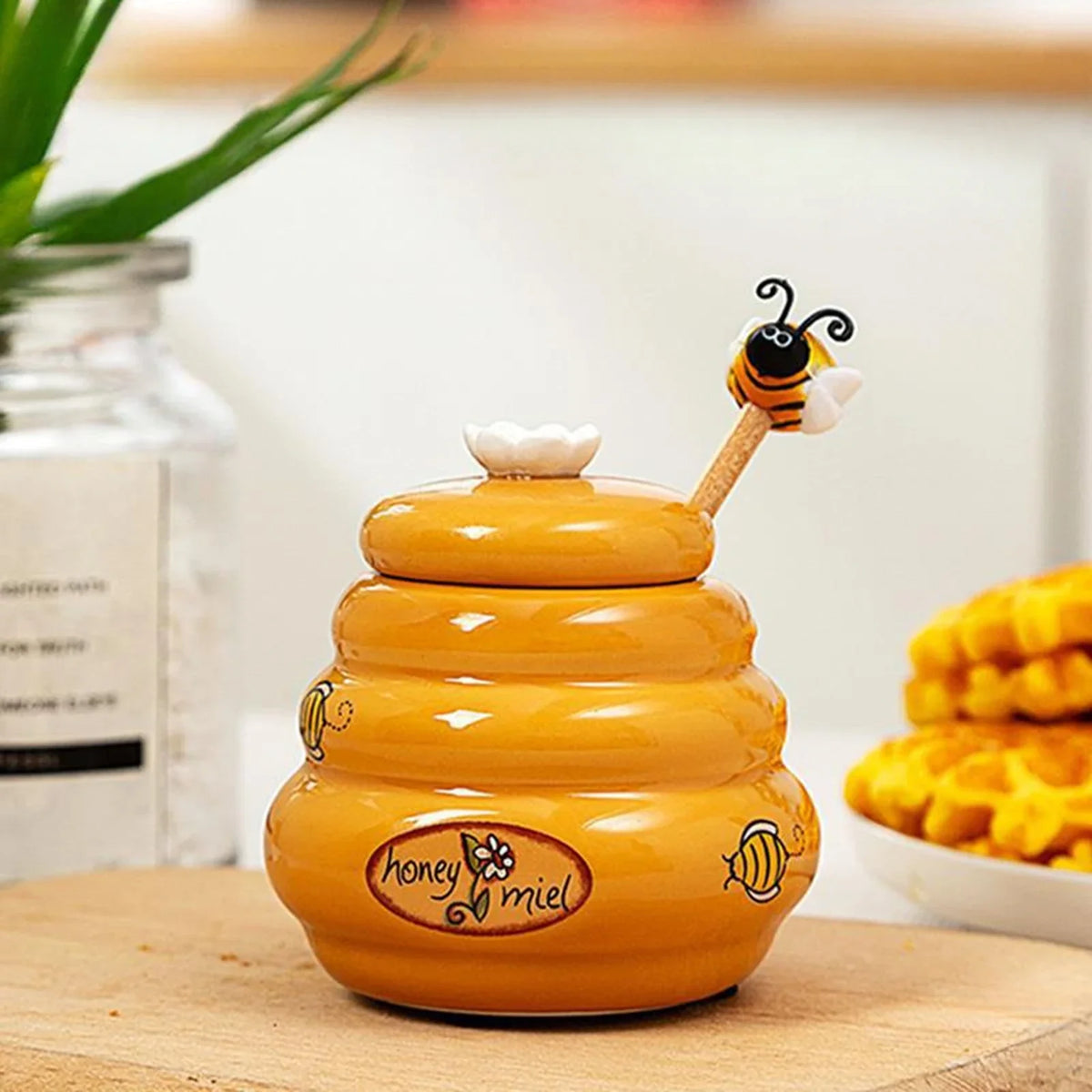 Ceramic Honey Jar with Lid & Wooden Stirring Stick