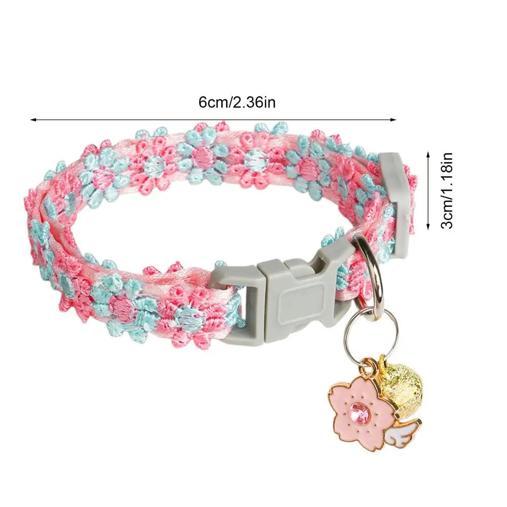 Floral Bell Cat Collar – Adjustable Lace Embroidery for Cats & Dogs