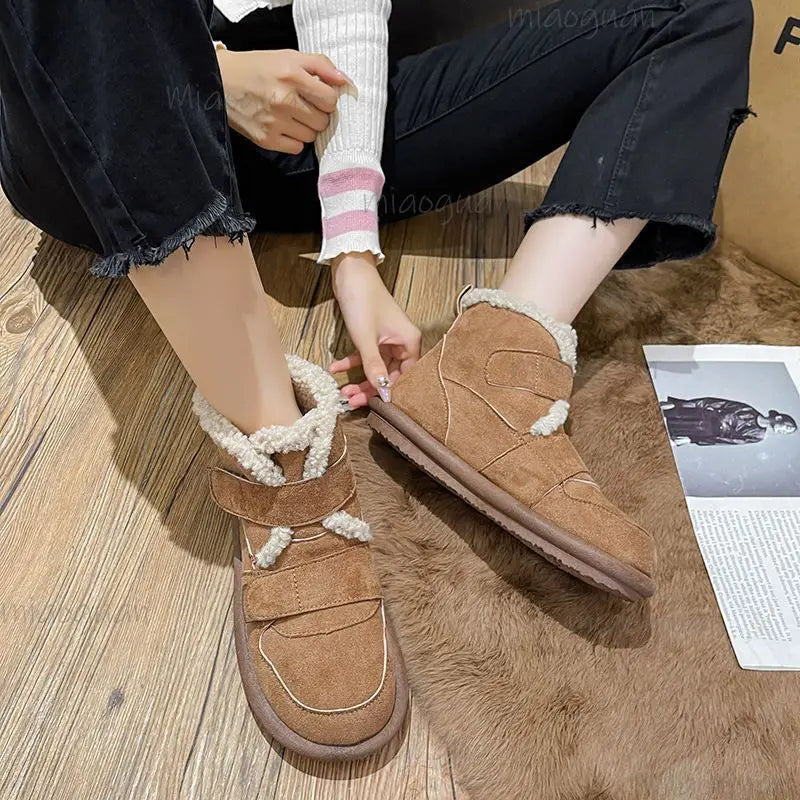 Women's Faux Suede Snow Boots – Fur-Lined Flat Ankle Booties