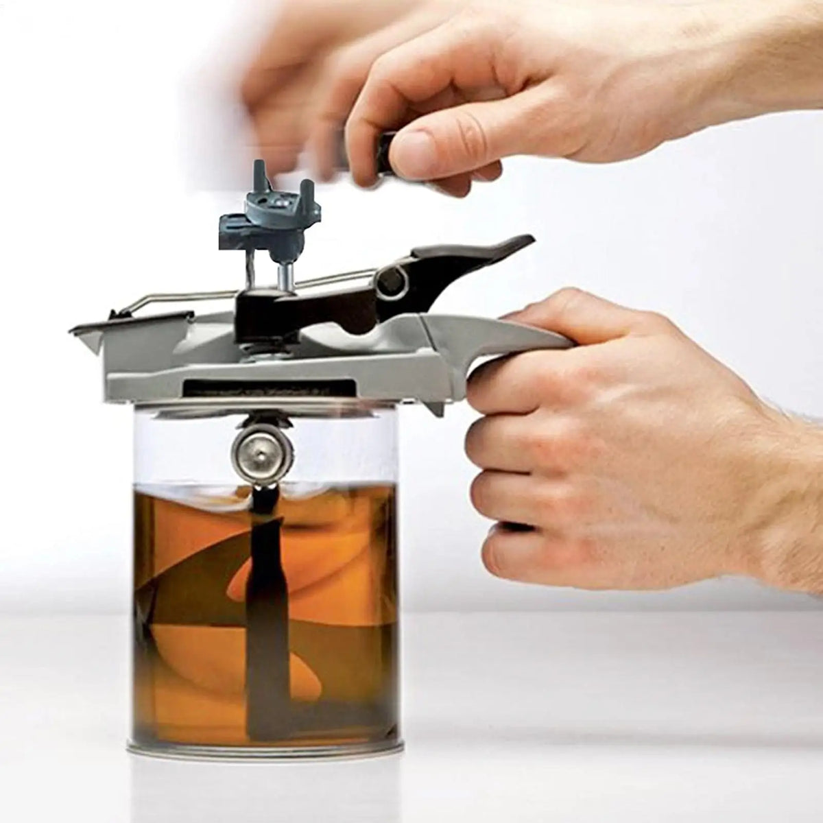 Universal Paint Can Lid – Gallon Mixer & Dispenser Tool