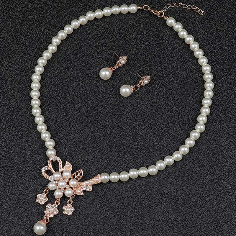 Women's Faux Pearl Rhinestone Flower Necklace & Earring Set