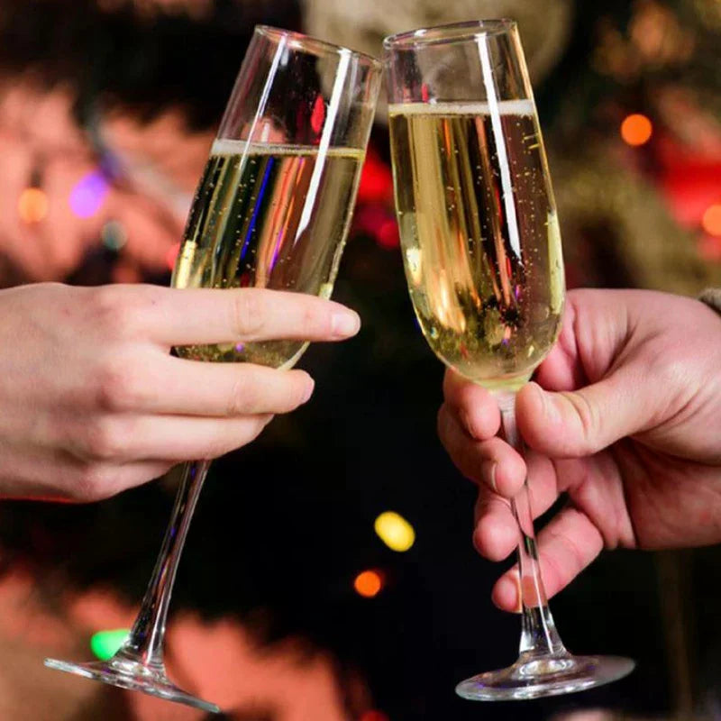 150ml Disposable Plastic Champagne Flutes for Weddings & Parties