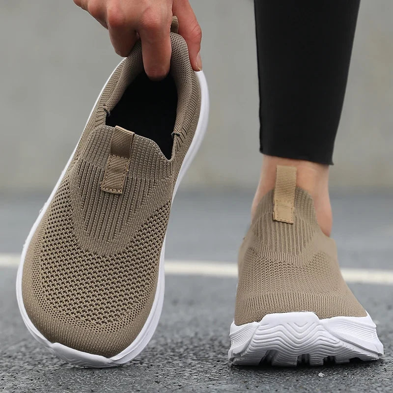ZULIWAGN Barefoot Shoes – Extra-Wide Unisex Mesh Sneakers