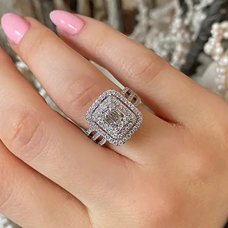 Huitan Geometric CZ Ring – Bridal Wedding Band for Women