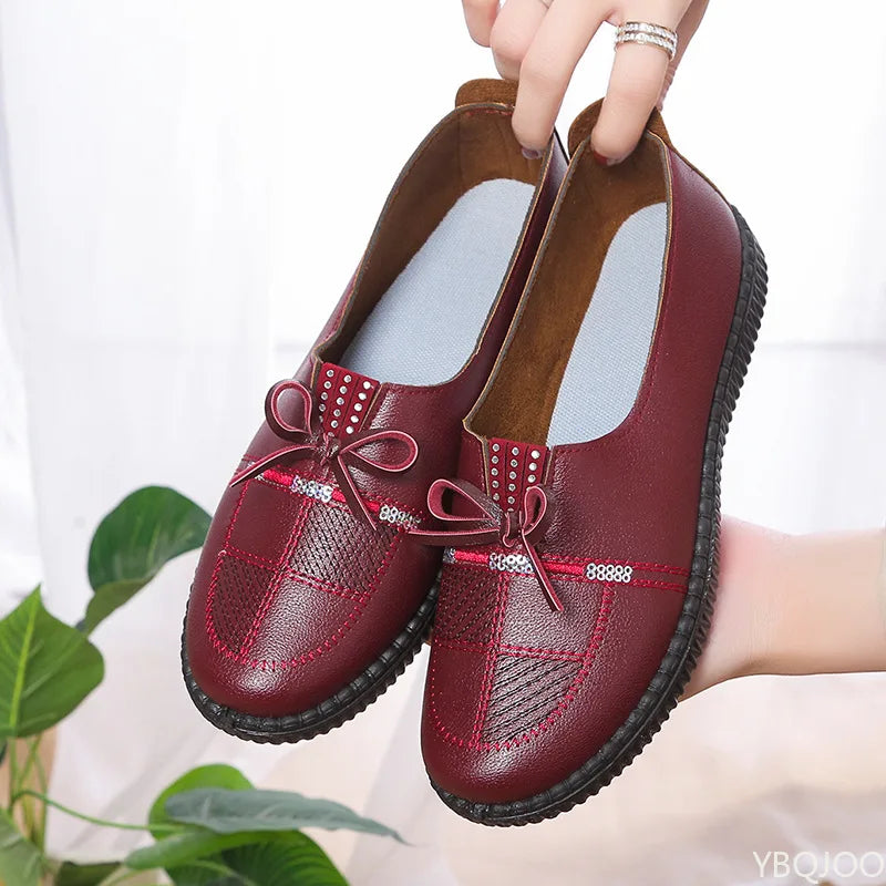 Women's Soft Sole Leather Loafers – Anti-Slip Casual Flat Shoes