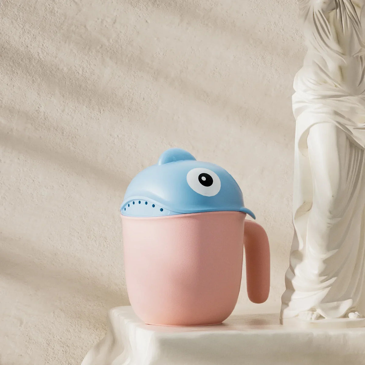 Cute Shark Baby Shower Water Scoop Kids Head Rinse Cup Cartoon