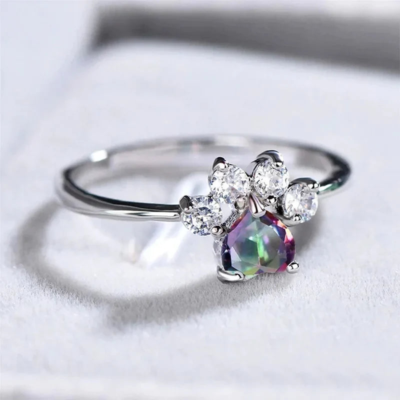 Huitan Cubic Zirconia Silver Ring – Women's Wedding Band