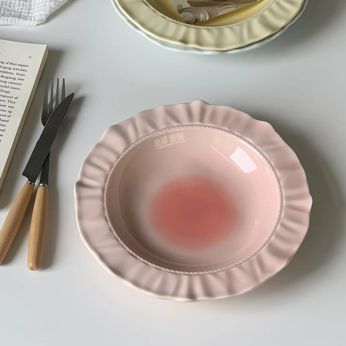 French Embossed Lace Ceramic Plates – Retro Dessert & Pasta