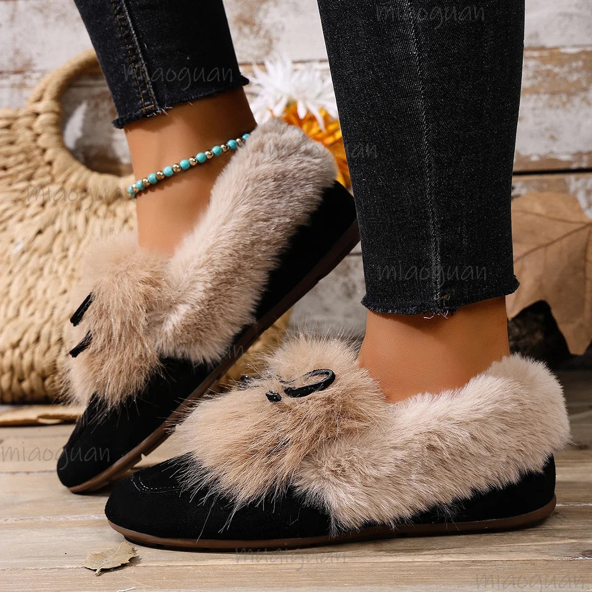 Women's Retro Faux Fur Bow Slip-On Flats – Plush Warm Shoes