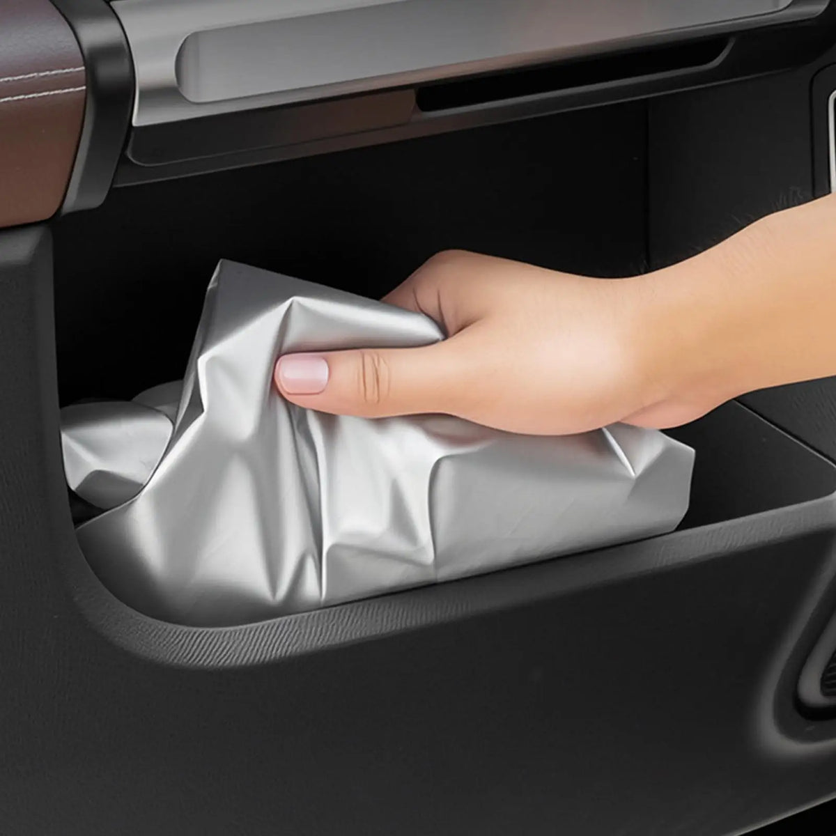Silver Steering Wheel Sun Shade Cover – Universal UV Shield