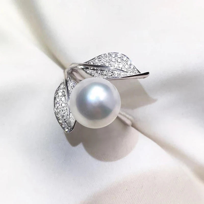 Huitan Pearl Leaf Ring for Women – Silver Fashion Ring