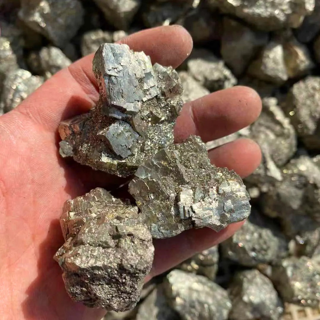 Chalcopyrite Mineral Crystal Specimen – Natural CuFeS2 Ore Stone
