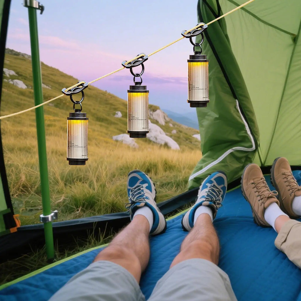 Windproof Camping Tent Hooks – Non-Slip Carabiner Clips