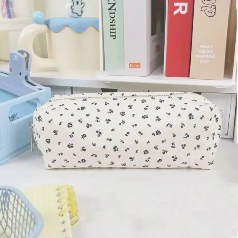 Floral Canvas Pencil Case – Large Capacity Stationery Organizer