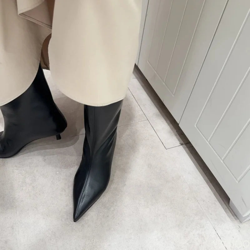 Women's Kitten Heel Pointed Toe Mid-Calf Boots | Retro Style