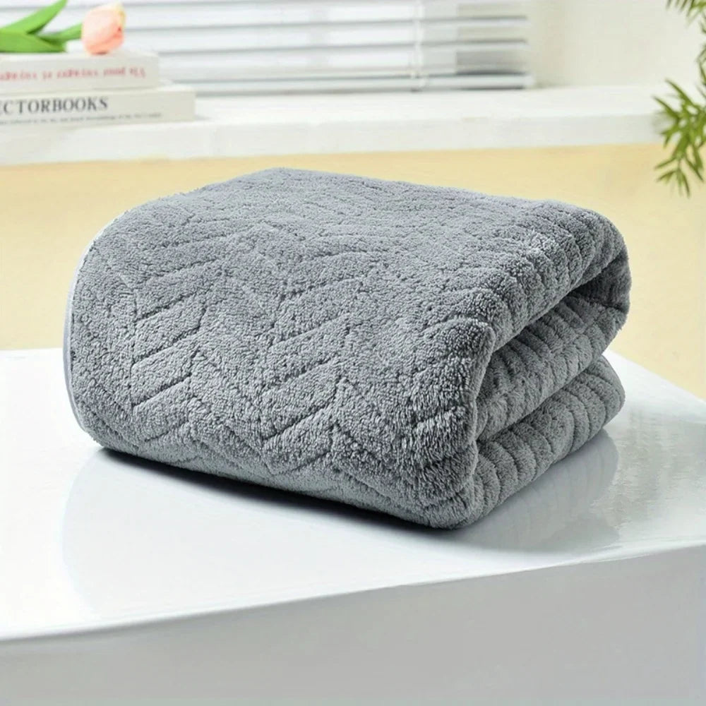 Large Bath Towel – Quick-Dry, Ultra-Soft & Absorbent