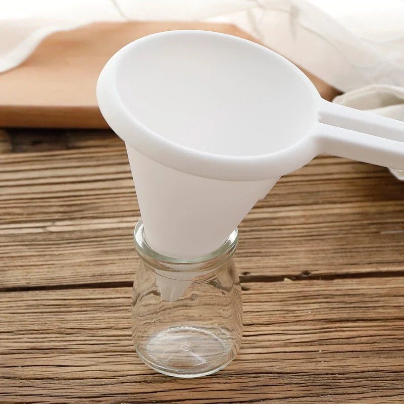 Adjustable Cream Funnel Batter Dispenser for Cakes & Chocolate