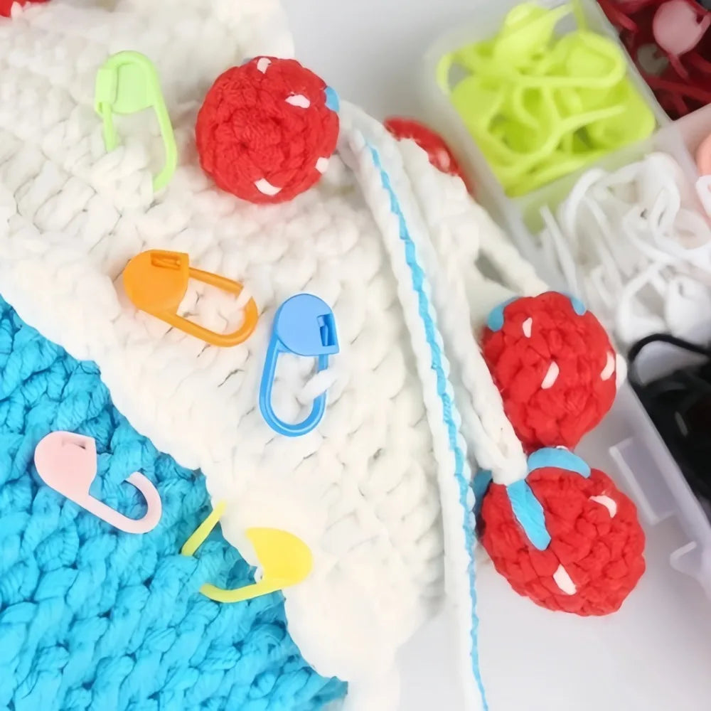 Crochet Stitch Markers 20/30 Pcs – Mixed Color Plastic Clips