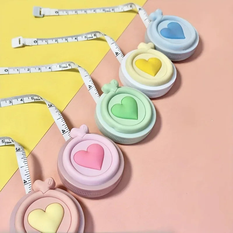 Pastel Heart-Shaped Retractable Mini Tape Measure – 1.5M