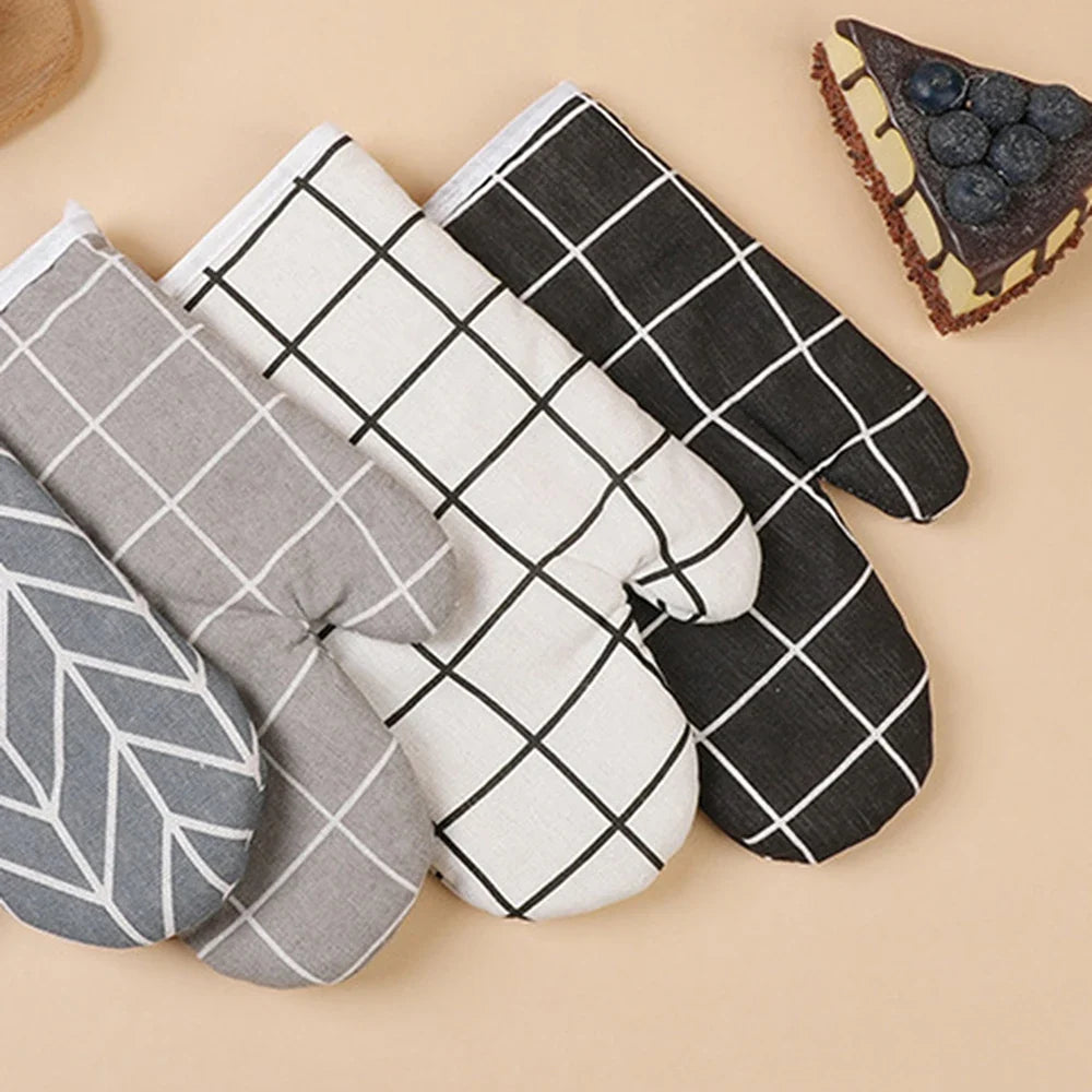 Heat-Resistant Kitchen Oven Glove | Baking & Grilling