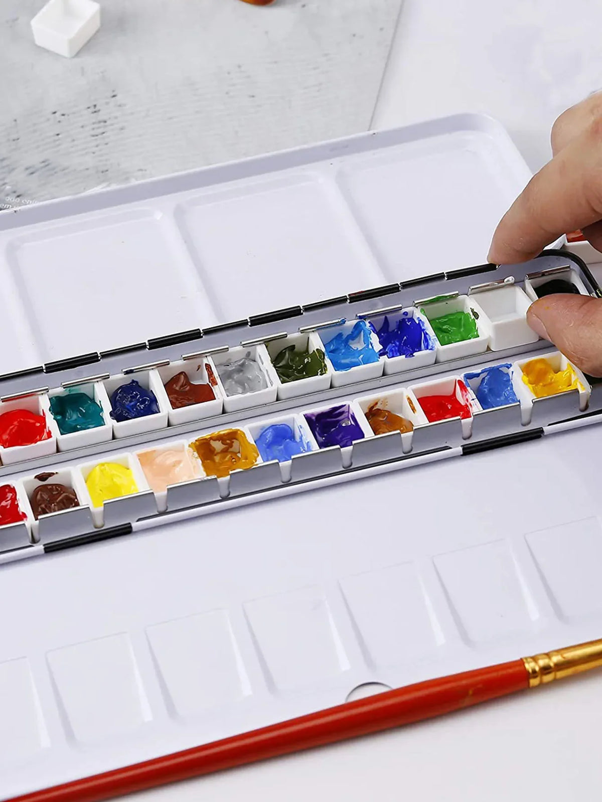 Bview Art Metal Watercolor Tin Fold-out Palette Medium Tray 26 Empty
