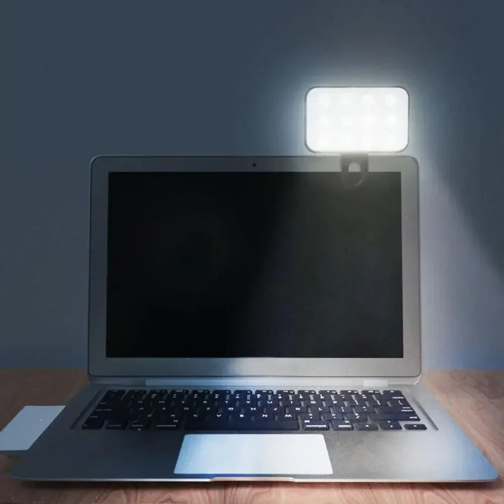 Clip-On Selfie Fill Light | 3 Modes Rechargeable LED